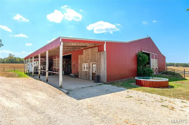 $790,000 | 14225 Highway 68, St. James, MO 65559