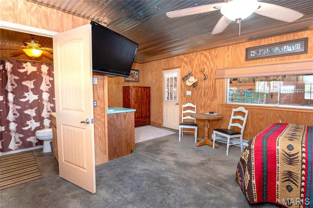 $790,000 | 14225 Highway 68, St. James, MO 65559