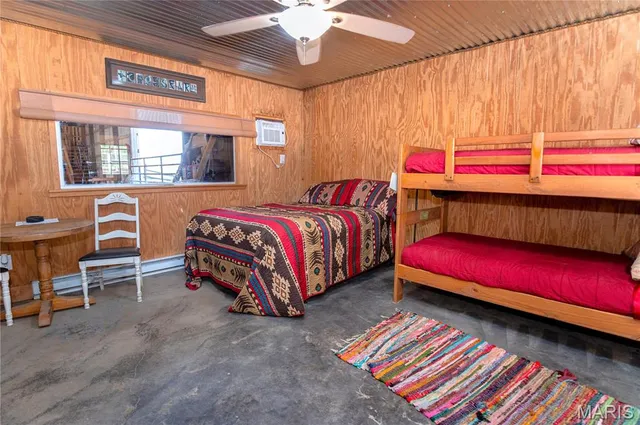 $790,000 | 14225 Highway 68, St. James, MO 65559