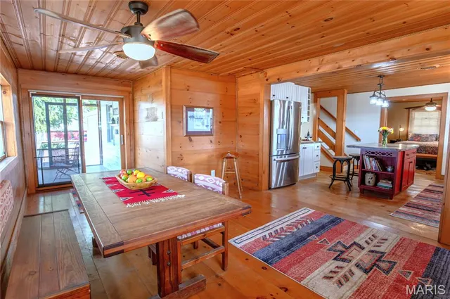 $790,000 | 14225 Highway 68, St. James, MO 65559