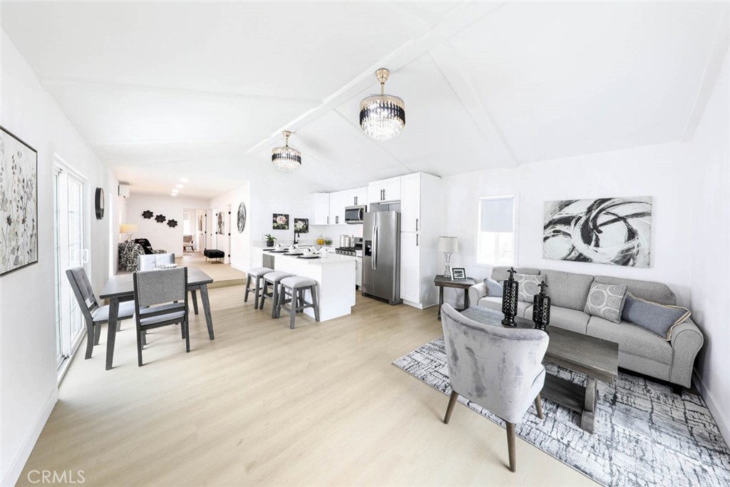 2567 East Jefferson St