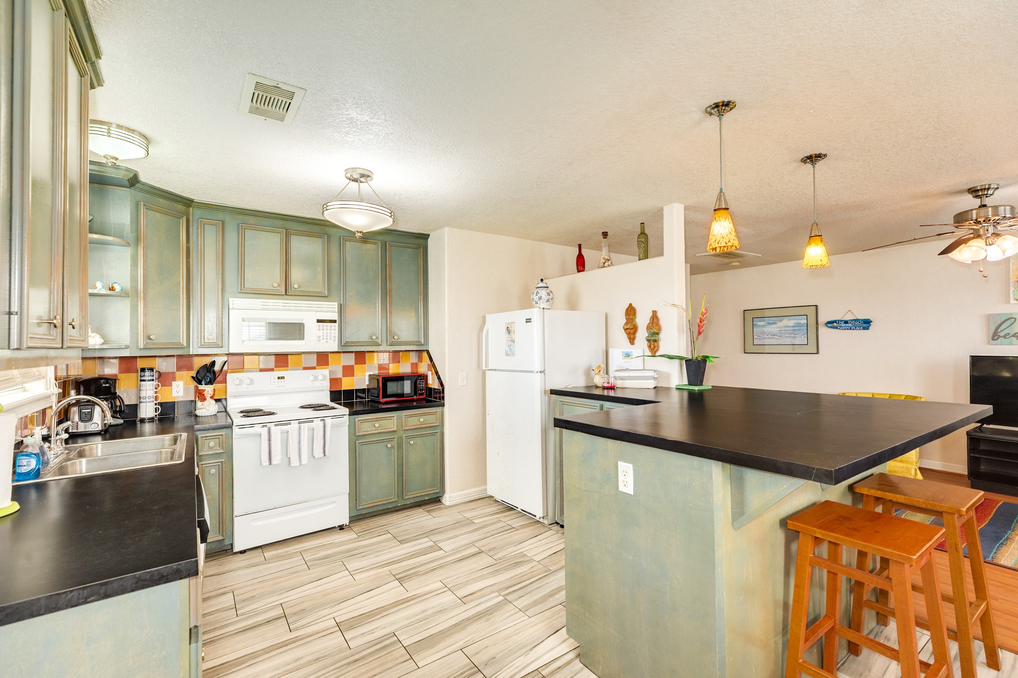 337 Thunder Road Freeport, TX 77541 - Photo 15 of 29