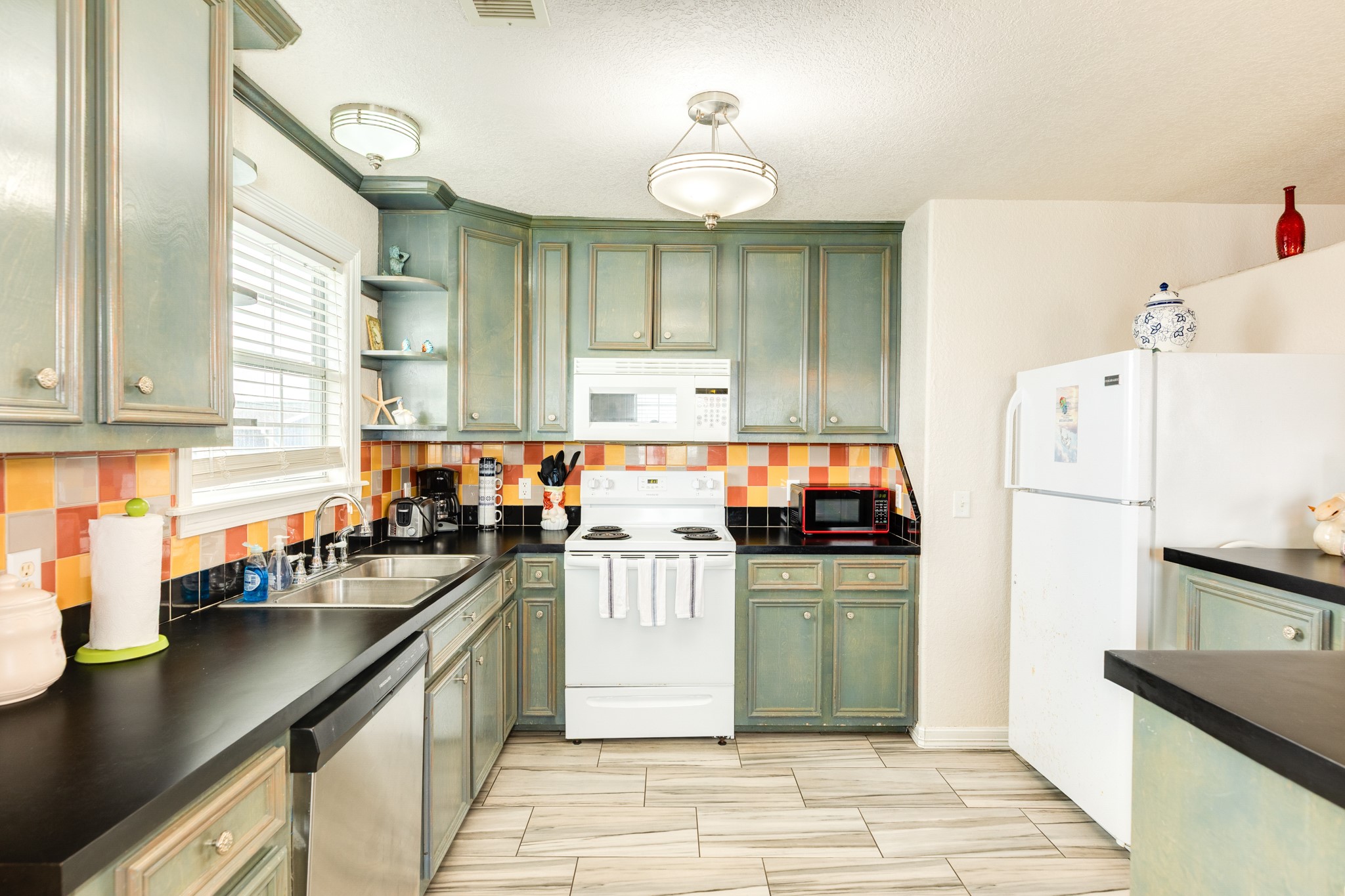 337 Thunder Road Freeport, TX 77541 - Photo 16 of 29