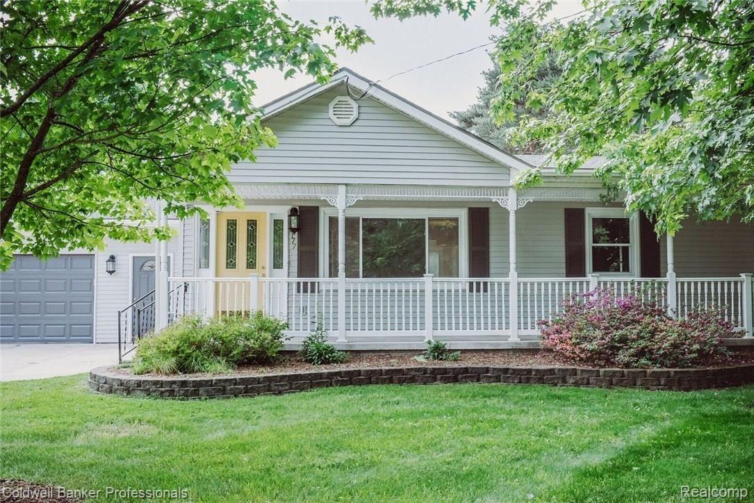 3177 Devondale Road Rochester, MI 48309 - Photo 1 of 22 d1.jpg