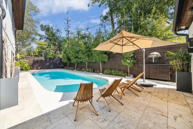 $1,950,000 | 5406 Woodway Drive, Houston, TX 77056