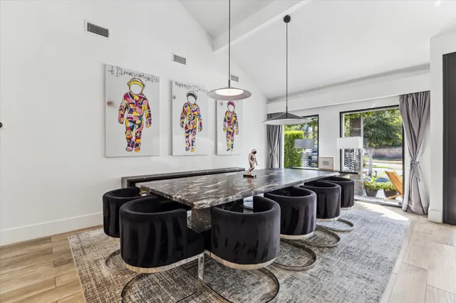 $1,950,000 | 5406 Woodway Drive, Houston, TX 77056