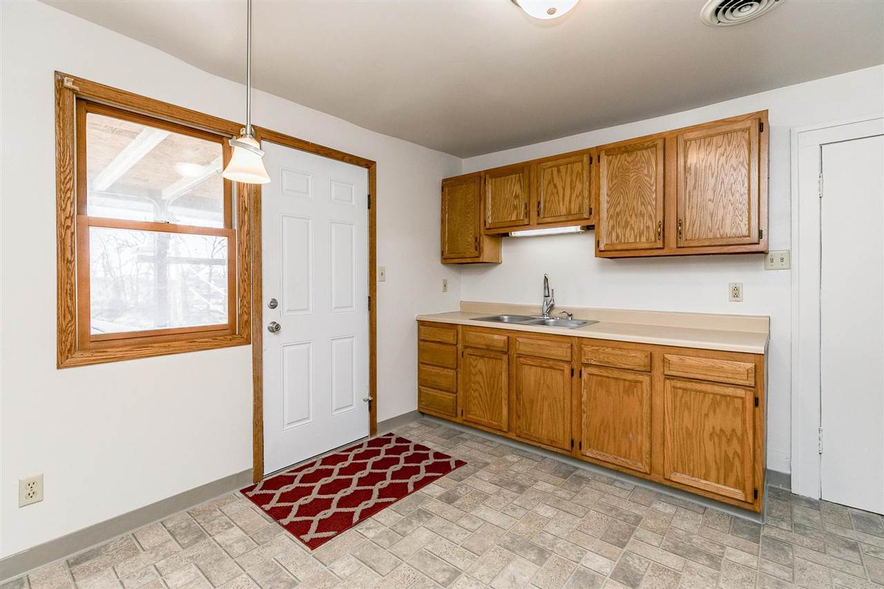 1931 Mt Vernon Road Southeast Cedar Rapids, IA 52403 - Photo 25 of 38 Gallery Image 25