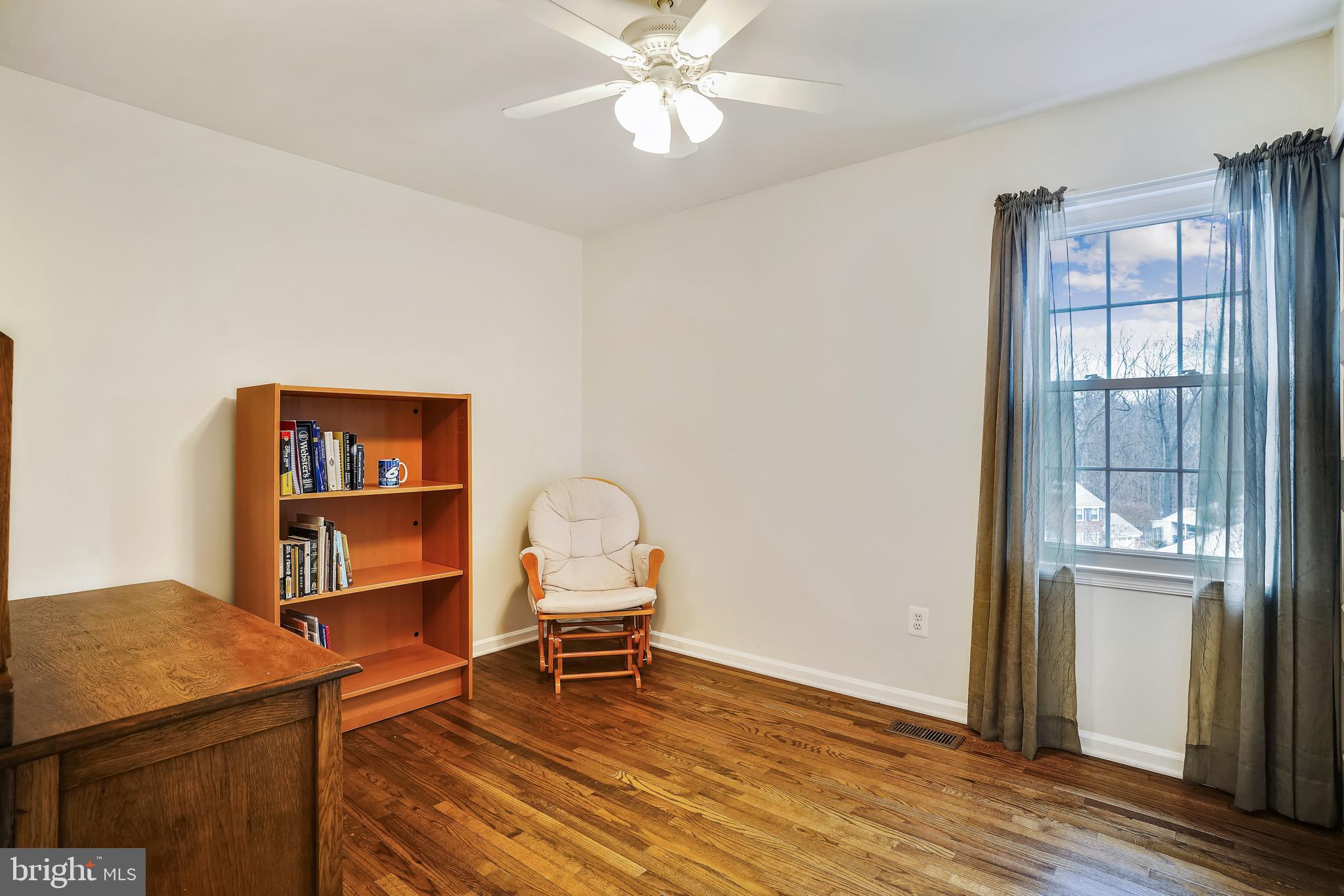 8608 Powder Horn Road Springfield, VA 22152 - Photo 34 of 65