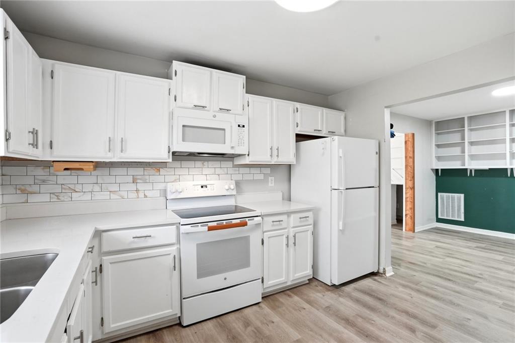 191 Cowan Road Southeast Conyers, GA 30094 - Photo 9 of 30