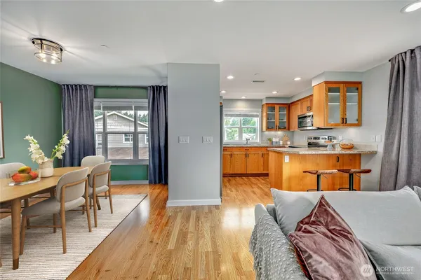 $317,000 | 7701 Beacon Place Northeast, Unit 103, Bremerton, WA 98311