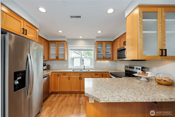 $317,000 | 7701 Beacon Place Northeast, Unit 103, Bremerton, WA 98311