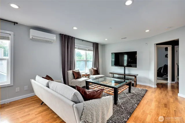 $320,000 | 7701 Beacon Place Northeast, Unit 103, Bremerton, WA 98311