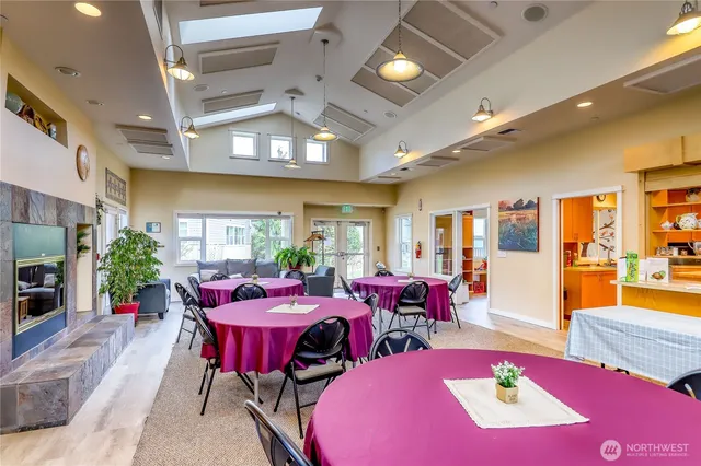 $320,000 | 7701 Beacon Place Northeast, Unit 103, Bremerton, WA 98311