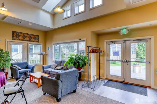 $317,000 | 7701 Beacon Place Northeast, Unit 103, Bremerton, WA 98311