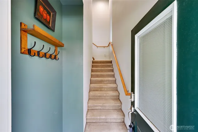 $320,000 | 7701 Beacon Place Northeast, Unit 103, Bremerton, WA 98311