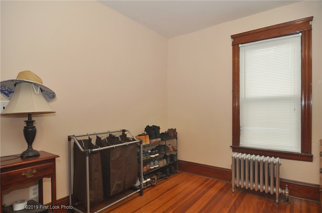 15 Metropolitan Road Providence, RI 02908 - Photo 21 of 25 Gallery Image 21
