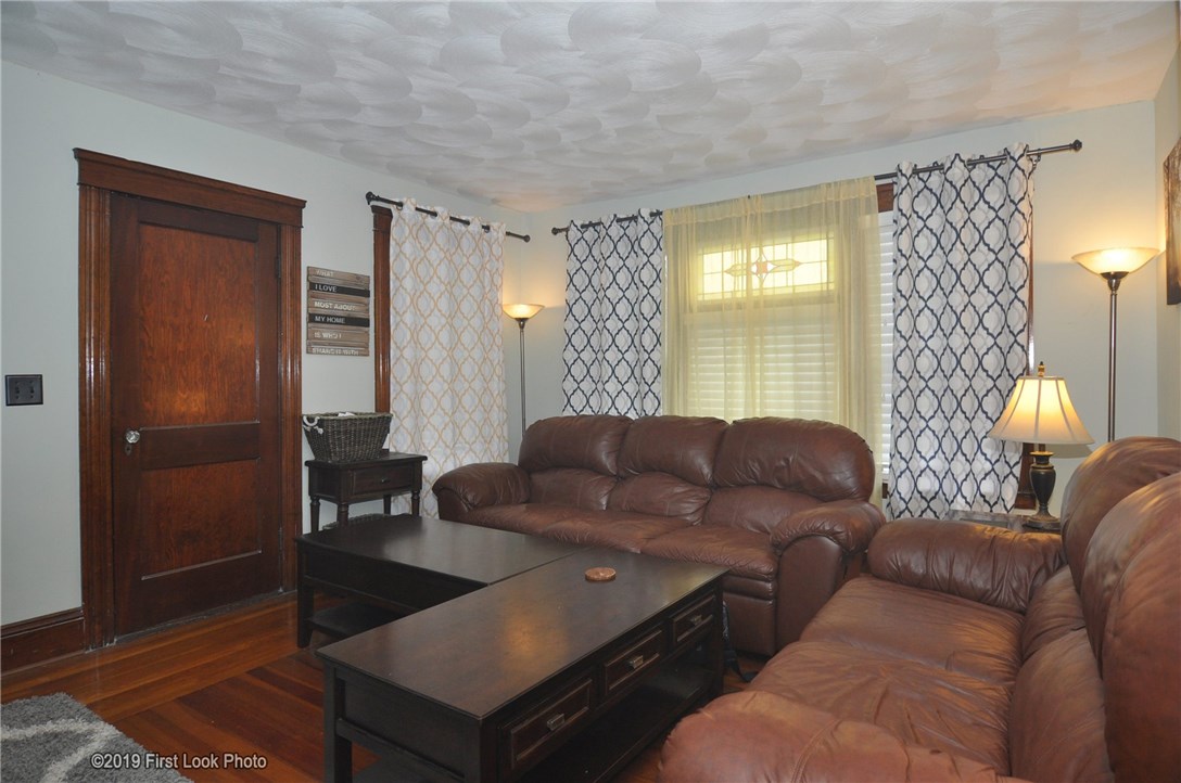 15 Metropolitan Road Providence, RI 02908 - Photo 10 of 25 Gallery Image 10