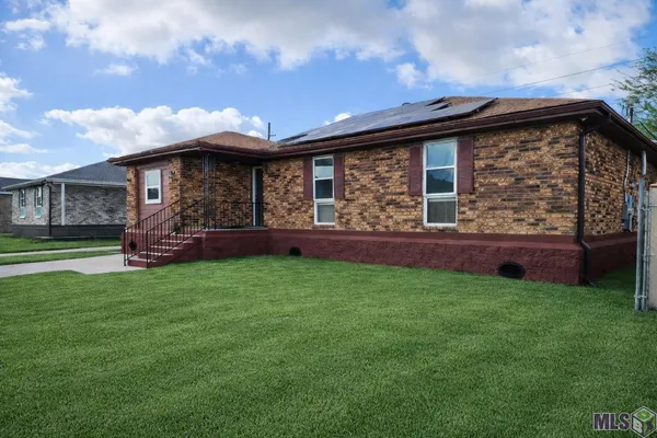 $215,000 | 7208 Runnymede Drive, Marrero, LA 70072