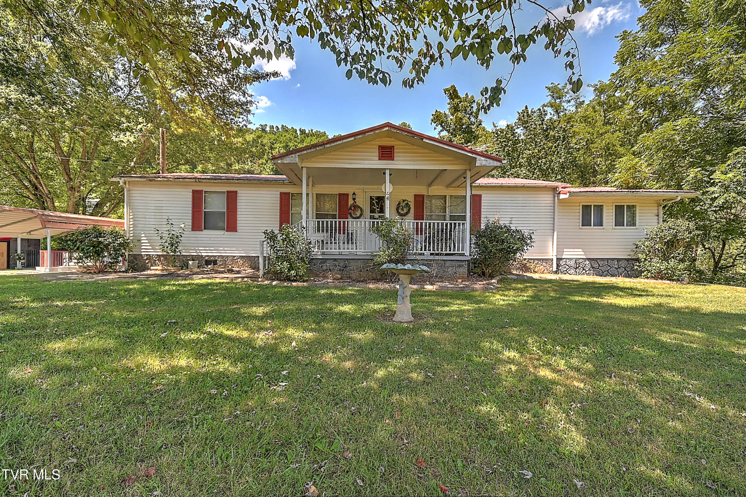 201 Ollie Collins Road Elizabethton, TN 37643 - Photo 1 of 31 Ollie Collins MD-3