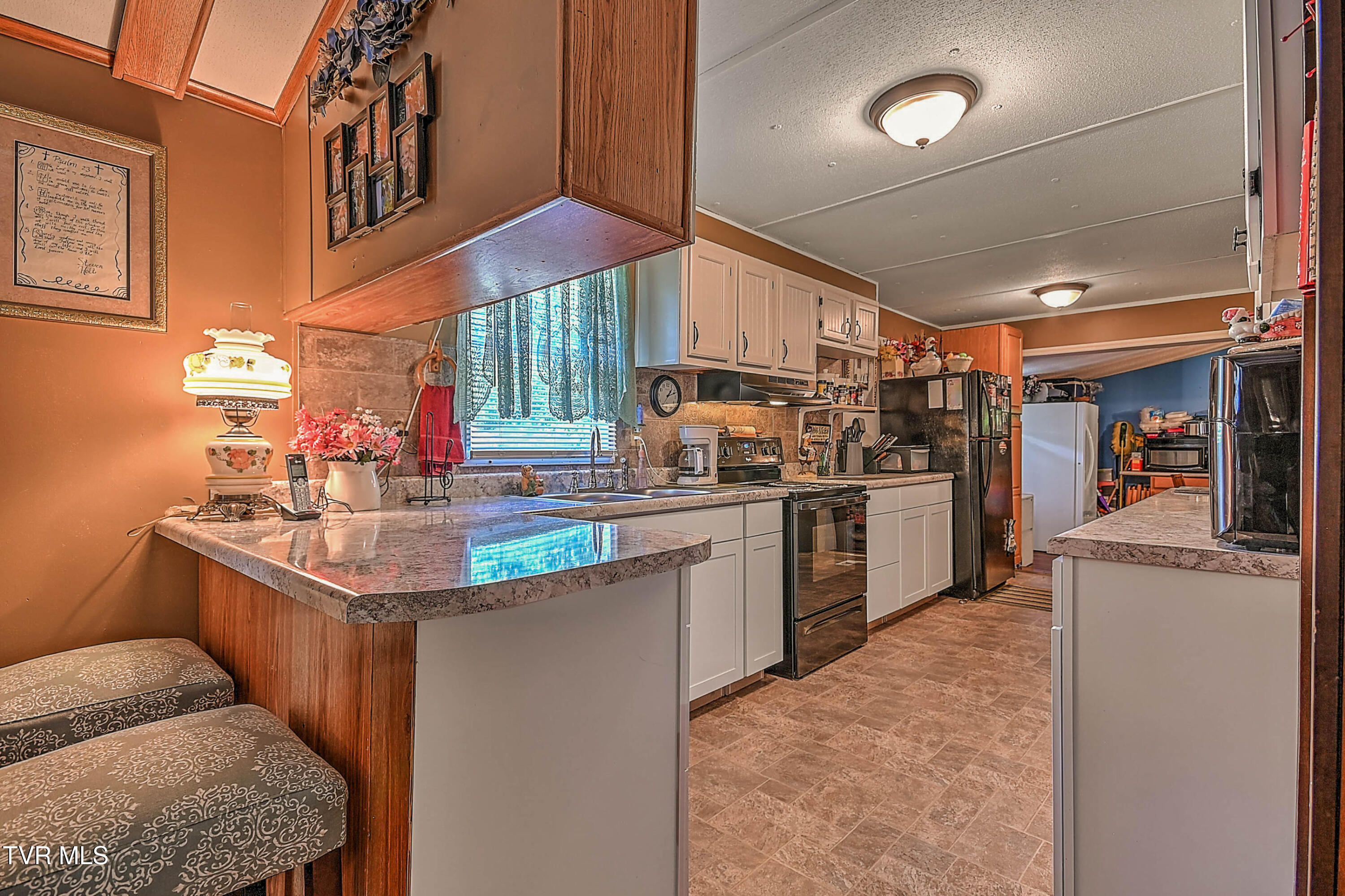 201 Ollie Collins Road Elizabethton, TN 37643 - Photo 11 of 31 Ollie Collins MD-15