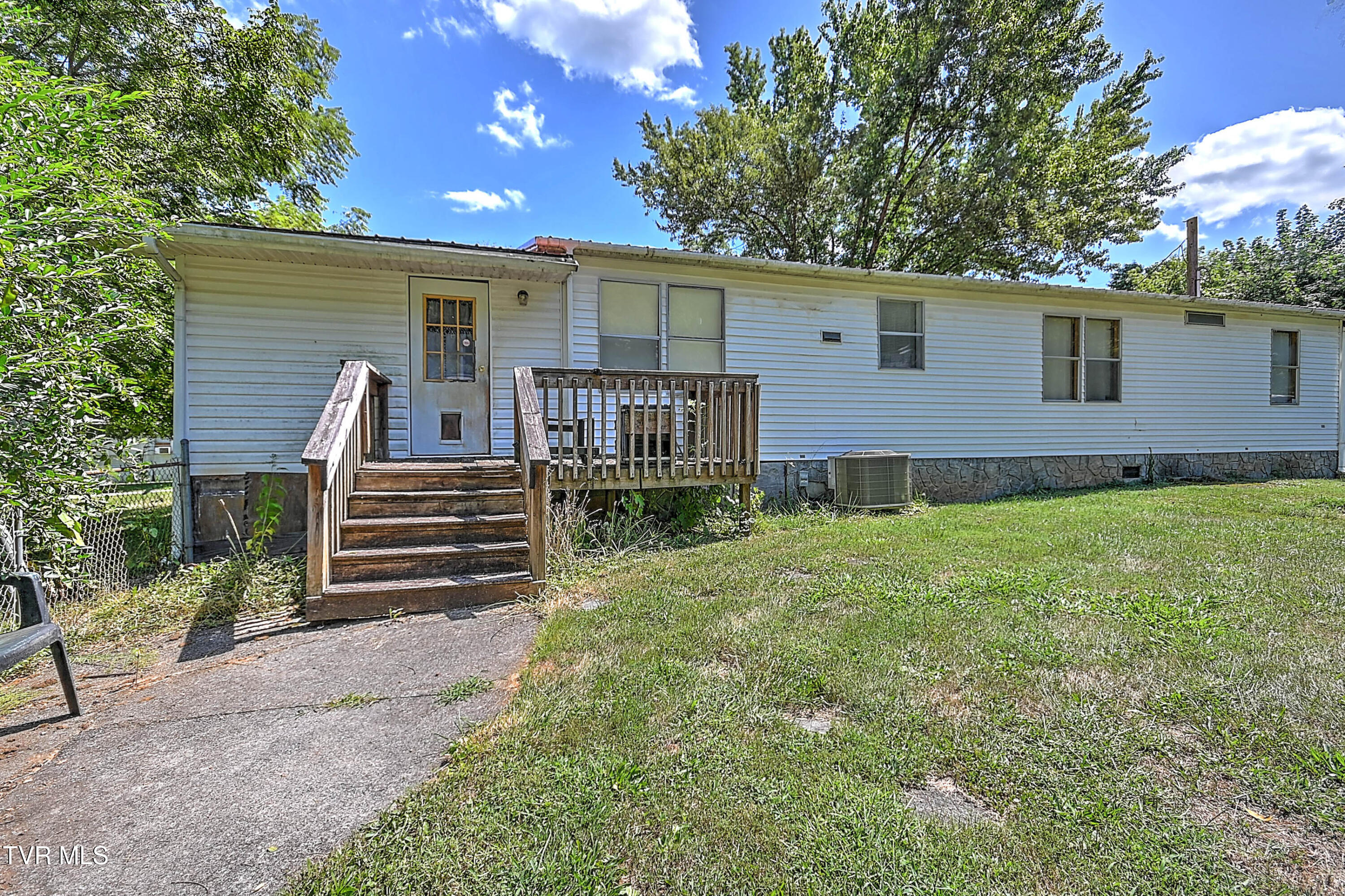 201 Ollie Collins Road Elizabethton, TN 37643 - Photo 29 of 31 Ollie Collins MD-42
