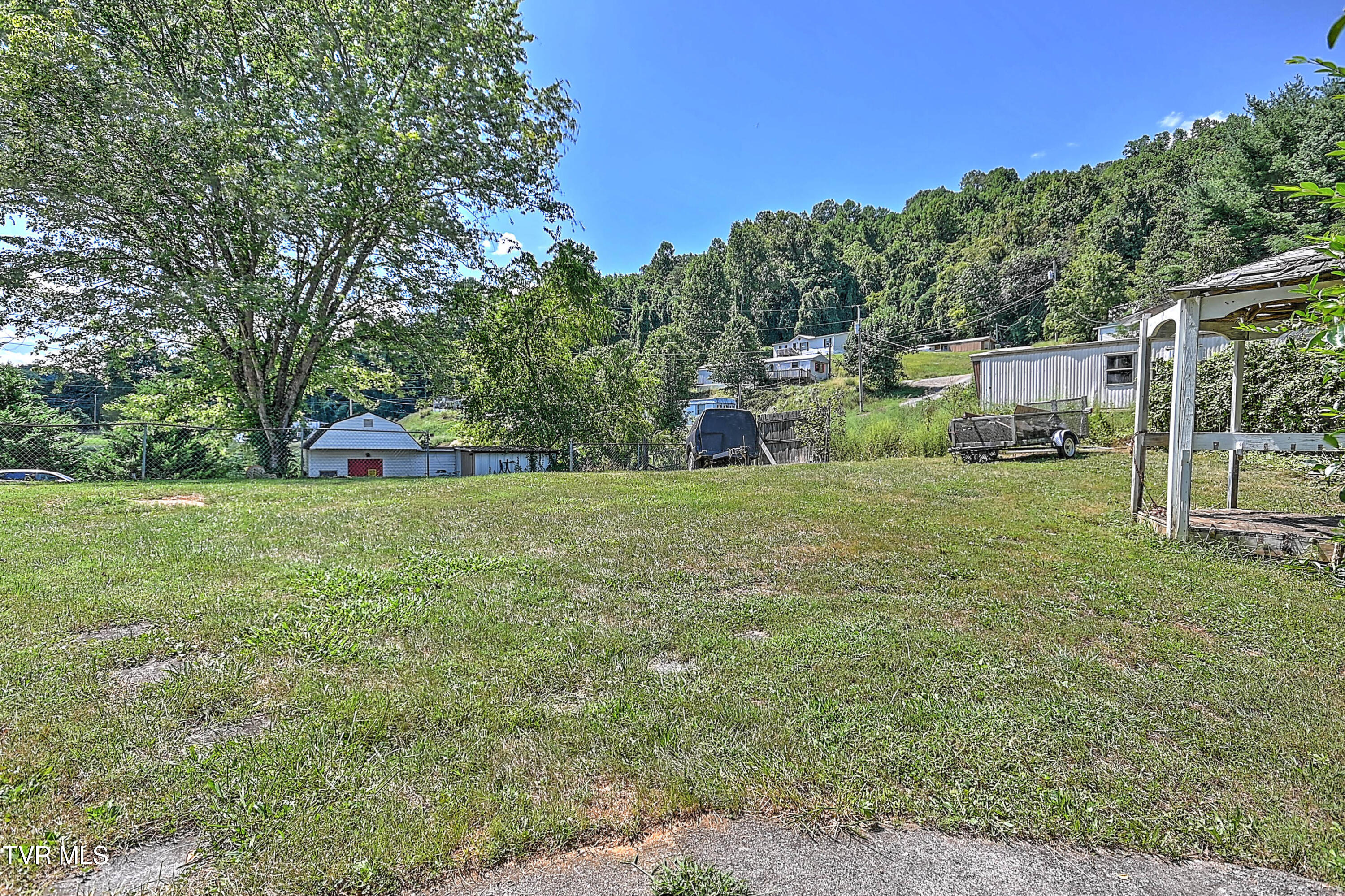 201 Ollie Collins Road Elizabethton, TN 37643 - Photo 30 of 31 Ollie Collins MD-43 (1)