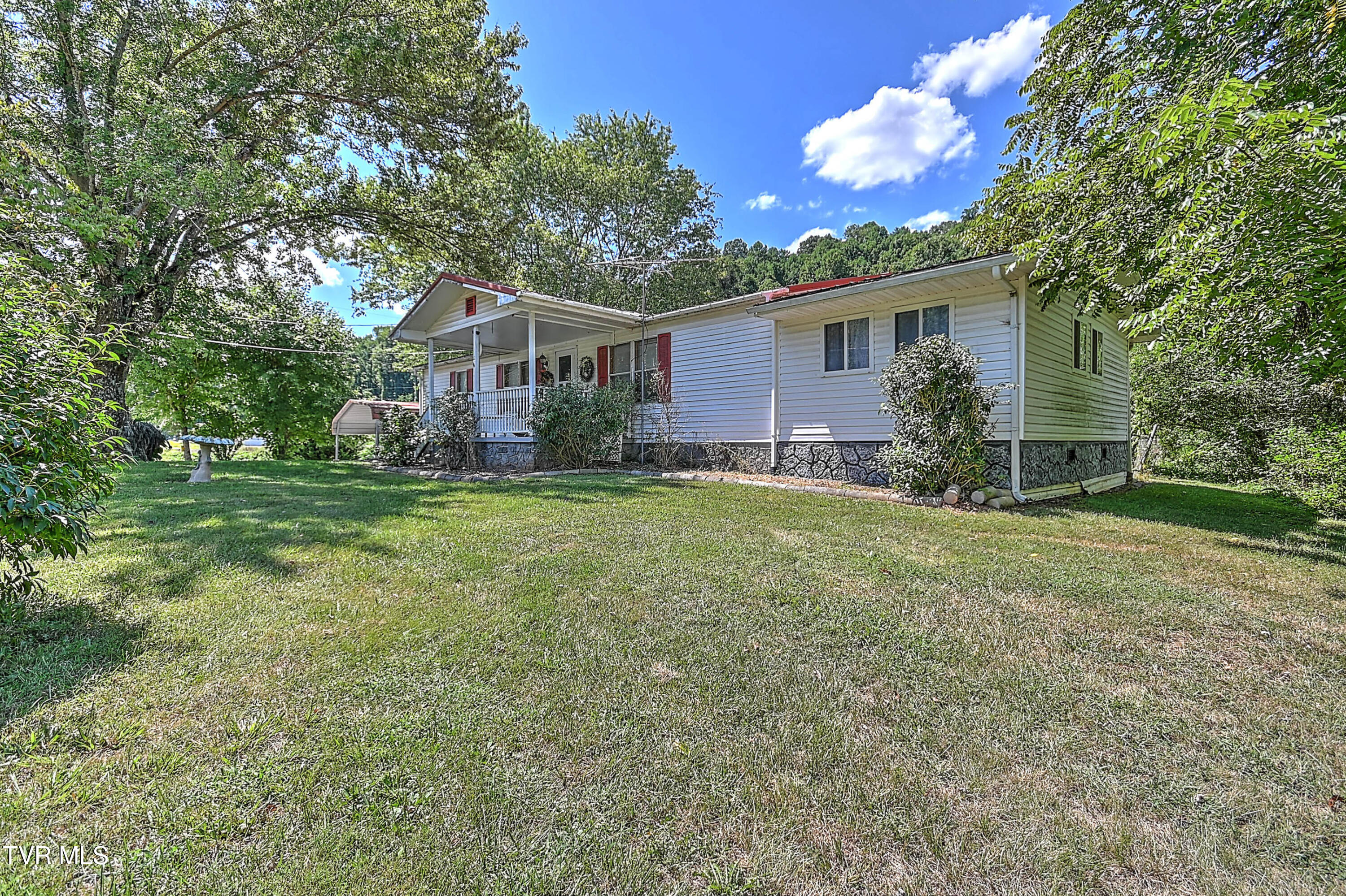 201 Ollie Collins Road Elizabethton, TN 37643 - Photo 4 of 31 Ollie Collins MD-4 (1)