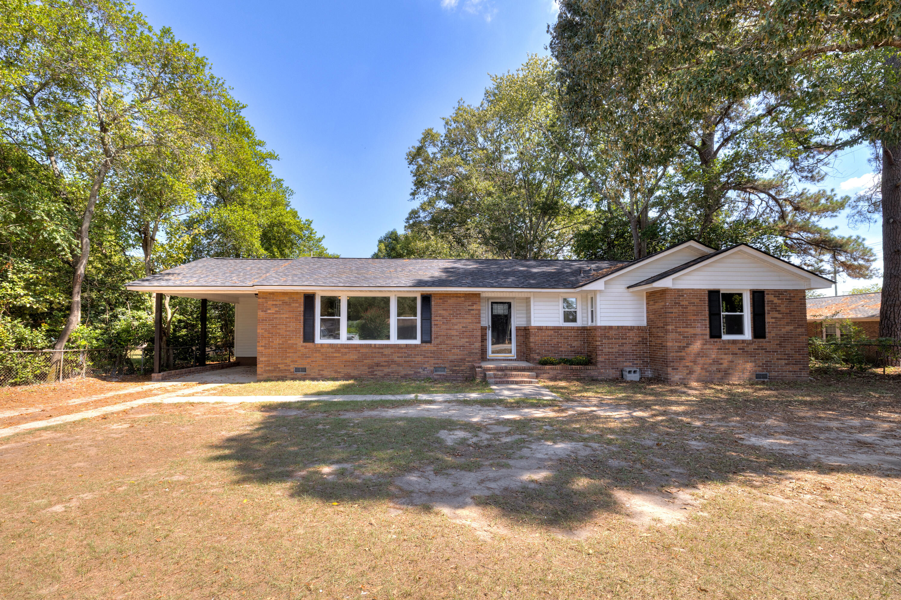 45 Pinewood Road Sumter, SC 29150 - Photo 1 of 26 01