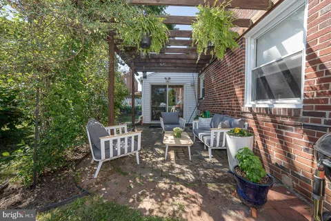 $599,000 | 425 Campbell Avenue, Havertown, PA 19083