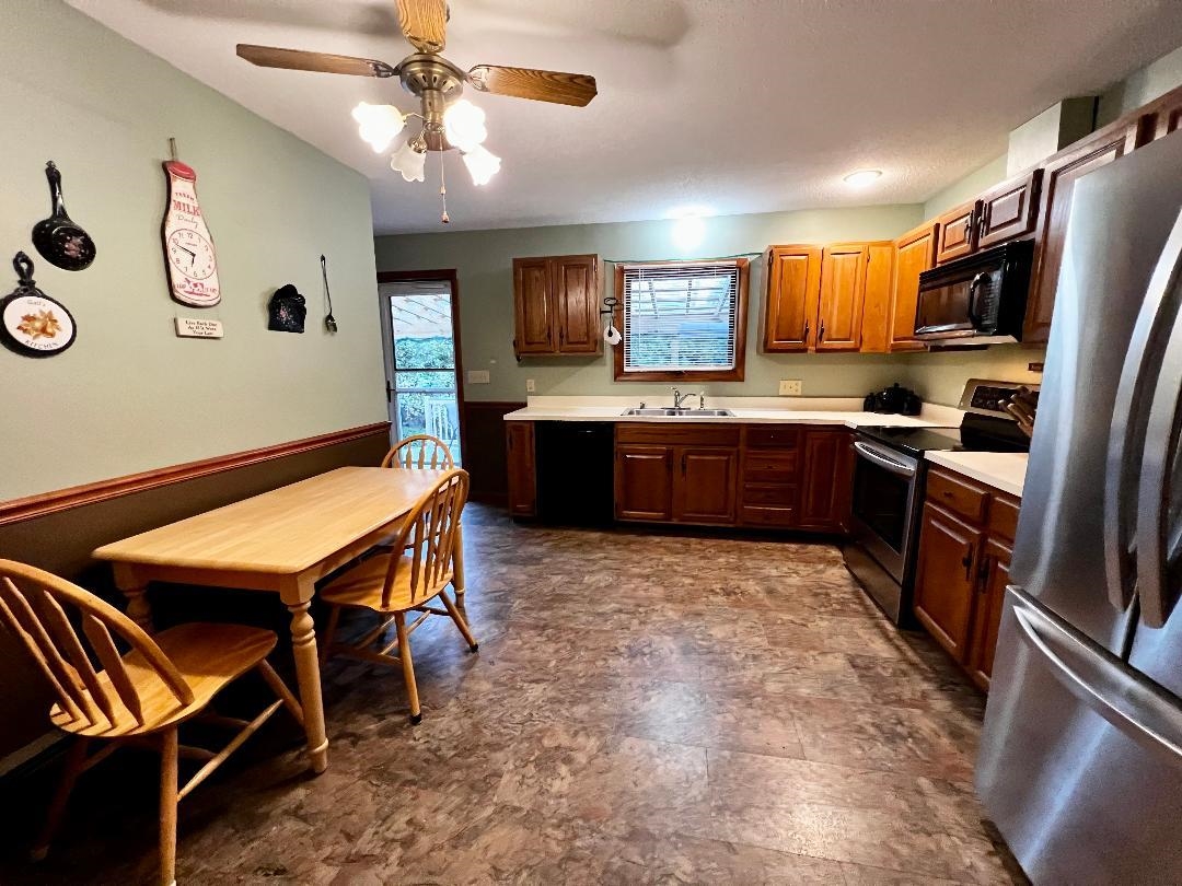 438 Websterville Road Barre Town, VT 05649 - Photo 7 of 15