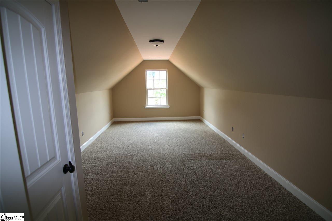 194 Roundstone Drive Inman, SC 29349 - Photo 15 of 17 Gallery Image 15