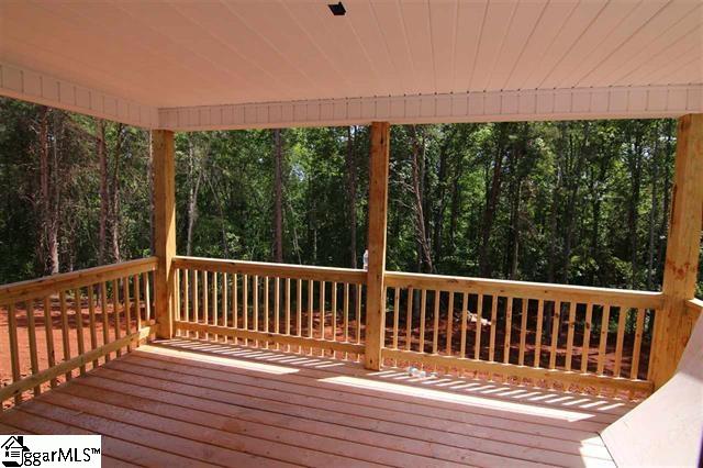194 Roundstone Drive Inman, SC 29349 - Photo 16 of 17 Gallery Image 16