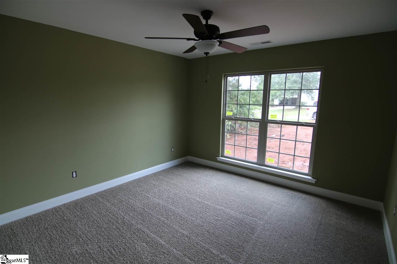 194 Roundstone Drive Inman, SC 29349 - Photo 10 of 17 Gallery Image 10
