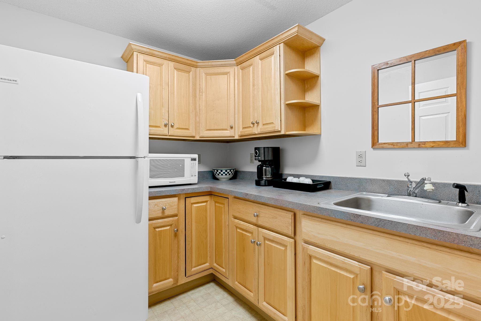 444 Cheulah Road Brevard, NC 28712 - Photo 37 of 48 Gallery Image 37