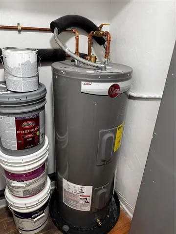 a bathroom with a sink and toilet