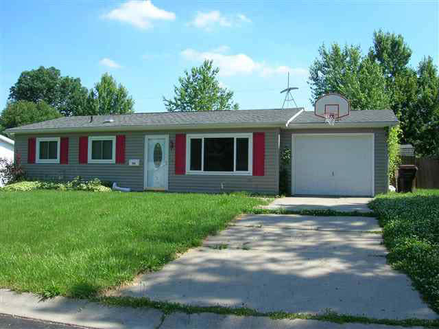 120 South Ivy Lane Butler, IN 46721 - Photo 1 of 3 Gallery Image 1
