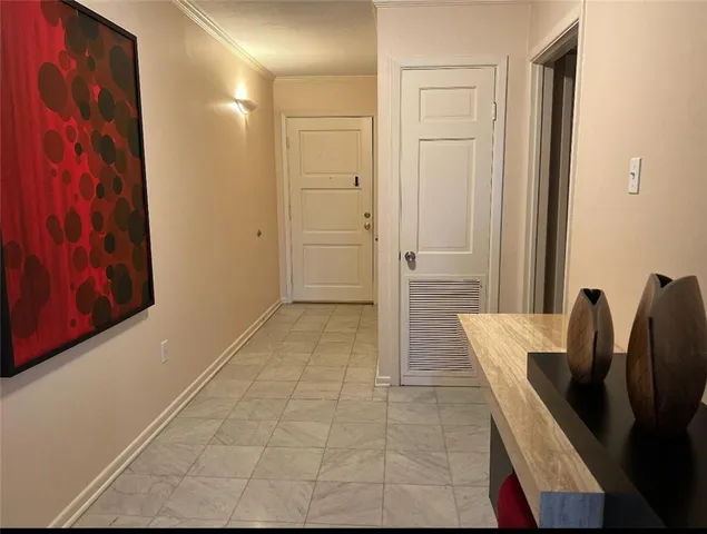 $2,050 | 309 Opal Street, Unit 4F, New Orleans, LA 70124