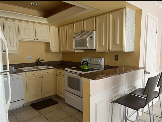 $2,050 | 309 Opal Street, Unit 4F, New Orleans, LA 70124