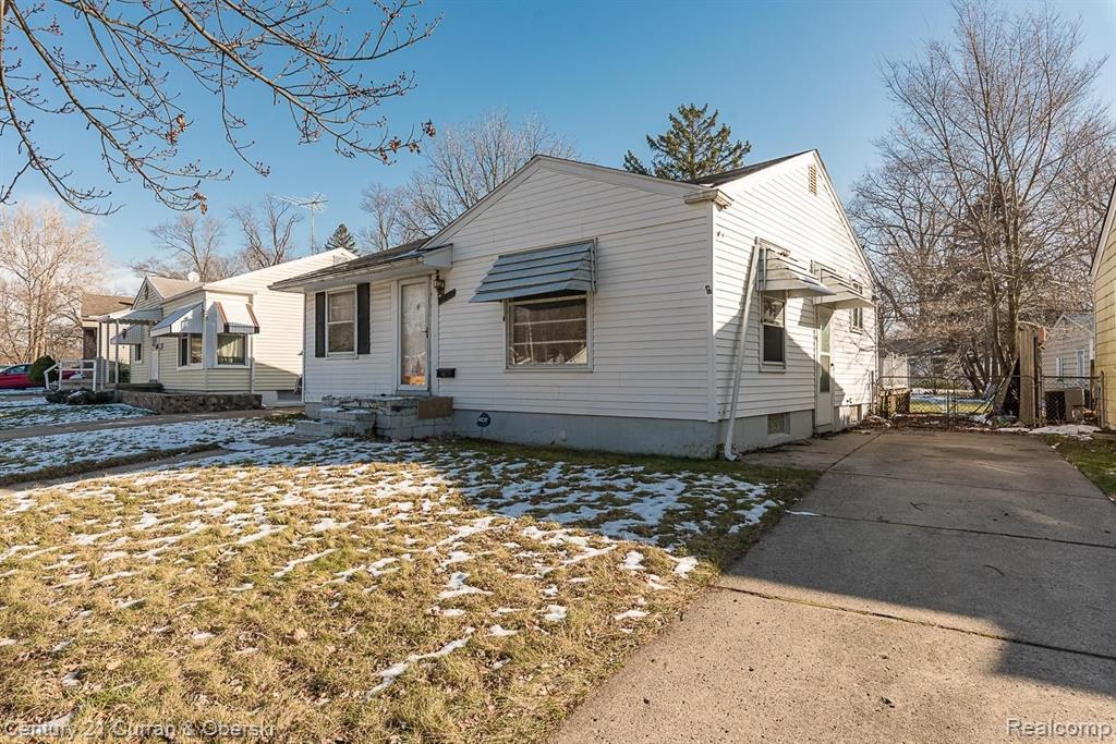 1511 Crescent Street Inkster, MI 48141 - Photo 1 of 17