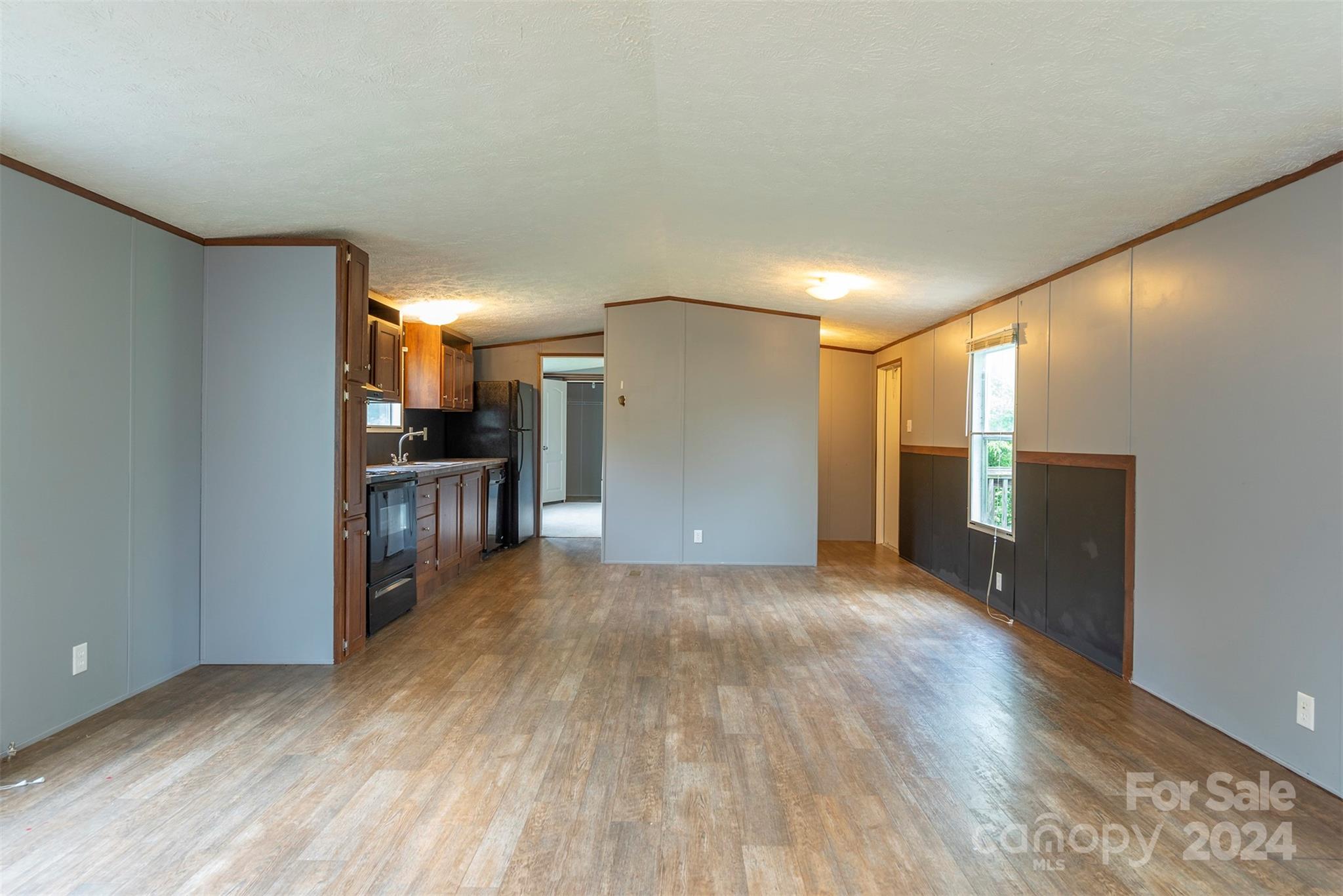 553 Old Fort Road Fairview, NC 28730 - Photo 3 of 11 Gallery Image 3