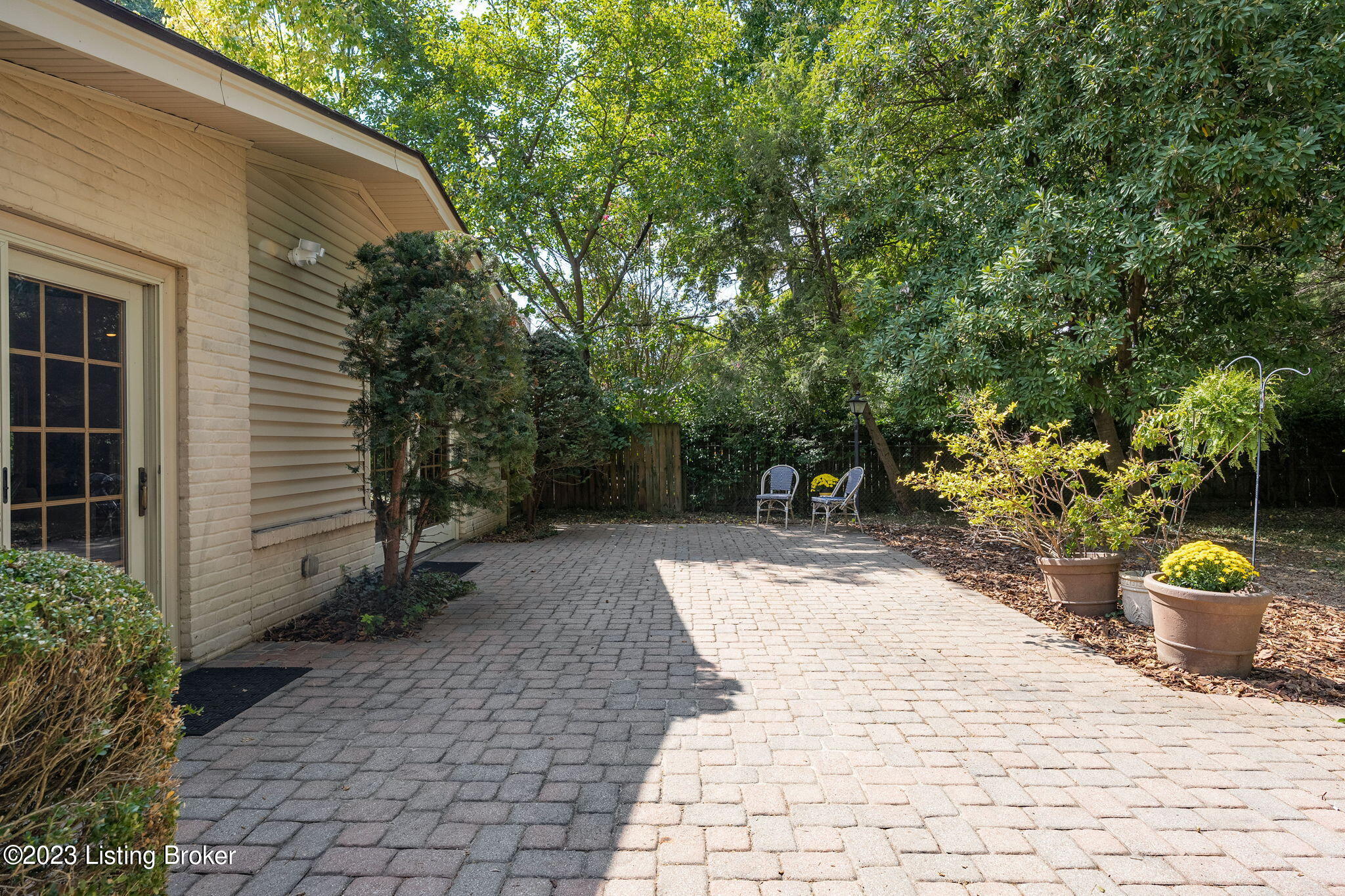 2410 Merrick Road Louisville, KY 40207 - Photo 48 of 63 2410 Merrick Rd-21