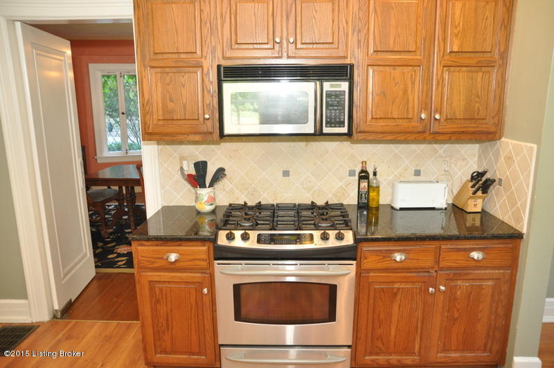 2372 Valley Vista Road Louisville, KY 40205 - Photo 20 of 59 DSC_0040
