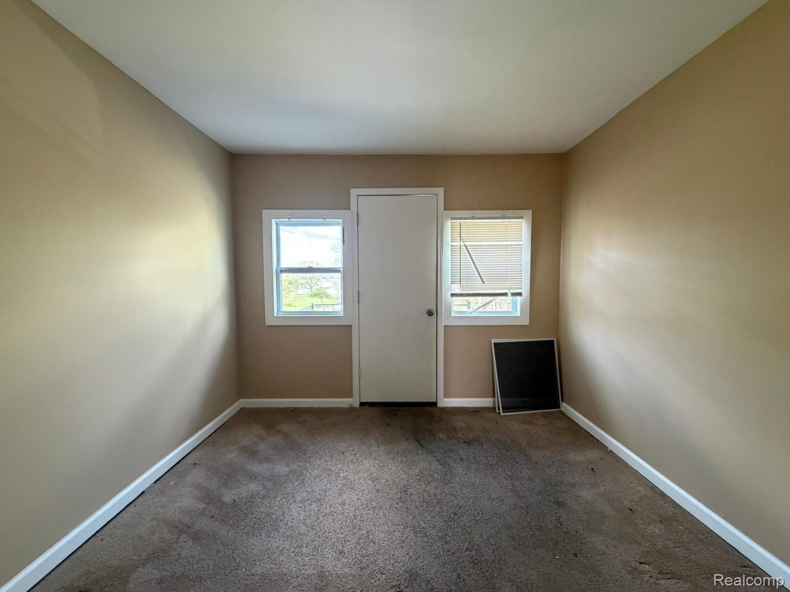 15935 Normandy Street Detroit, MI 48238 - Photo 26 of 28 cab346e3-bdec-485f-aa59-f2548fbd19ee.jpeg