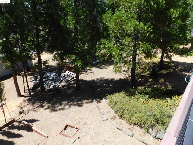 $405,000 | 20704 Point View Drive, Groveland, CA 95321