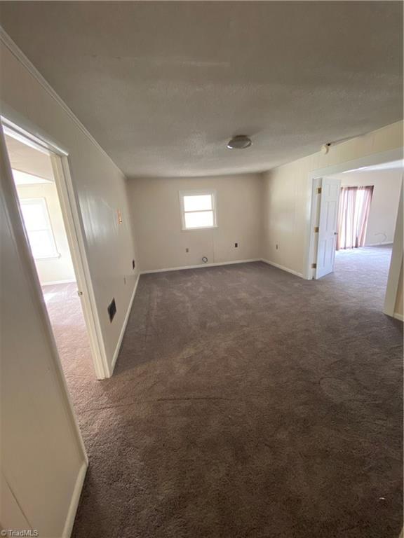 4000 Whitfield Road Winston-Salem, NC 27105 - Photo 8 of 15 Gallery Image 8