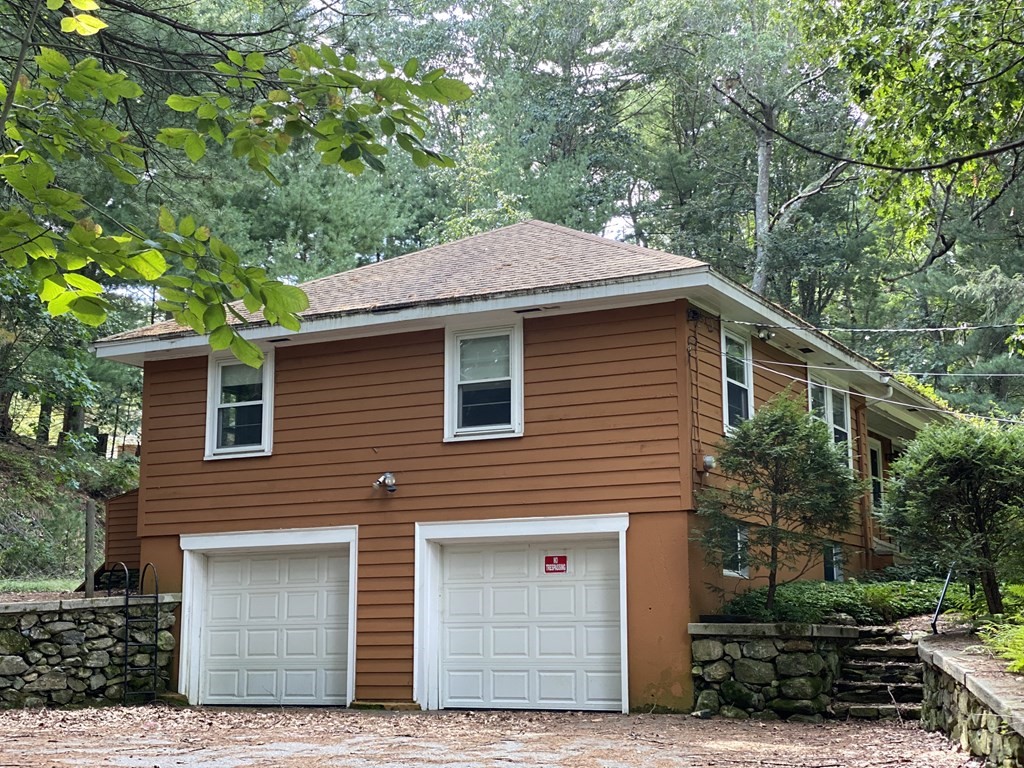 461 Conant Road Weston, MA 02493 - Photo 1 of 4