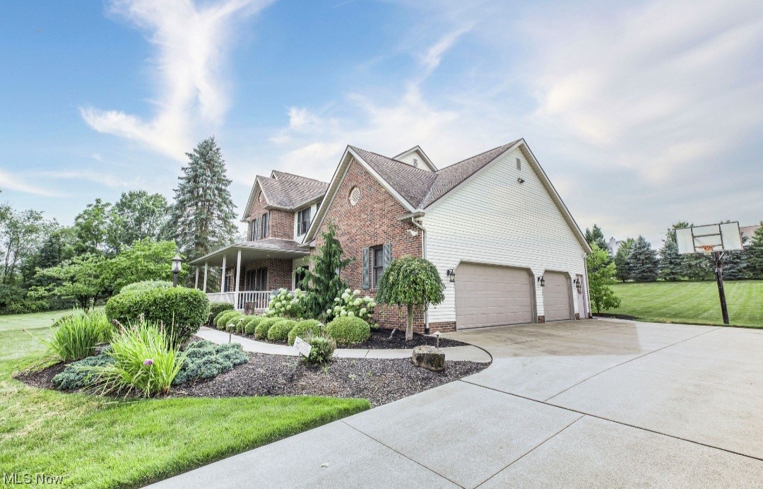 11073 Wright Road Northwest Uniontown, OH 44685 - Photo 2 of 35