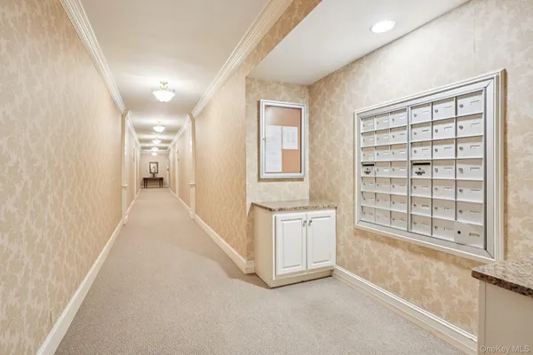 $510,000 | 4 Putnam Hill, Unit 4F, Greenwich, CT 06830