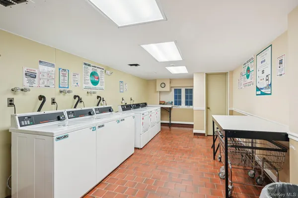 $510,000 | 4 Putnam Hill, Unit 4F, Greenwich, CT 06830