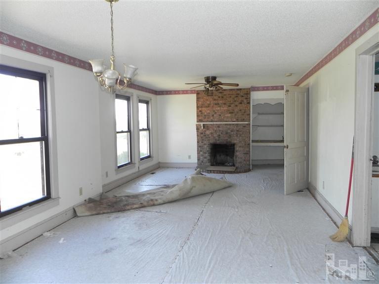 5746 Edmond Matthis Road Clinton, NC 28328 - Photo 2 of 9 Additional Photo